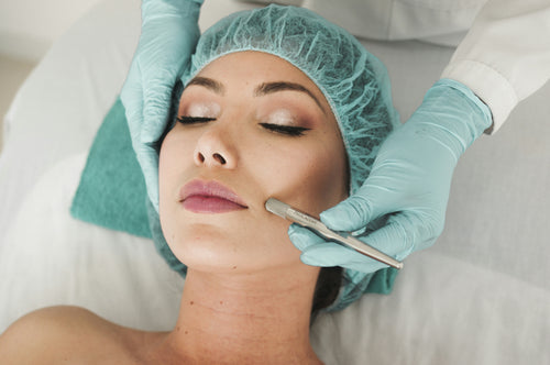Morning vs Night Skincare Routine: What Actually Changes